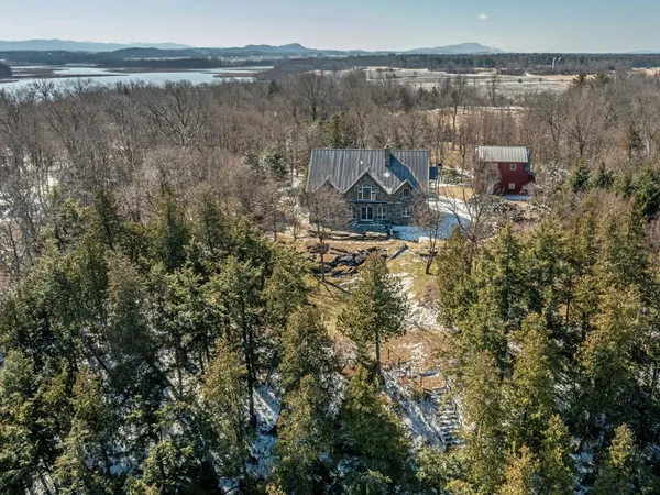 $1,650,000 | 280 Hawkins Bay Lane, Ferrisburgh, VT 05456