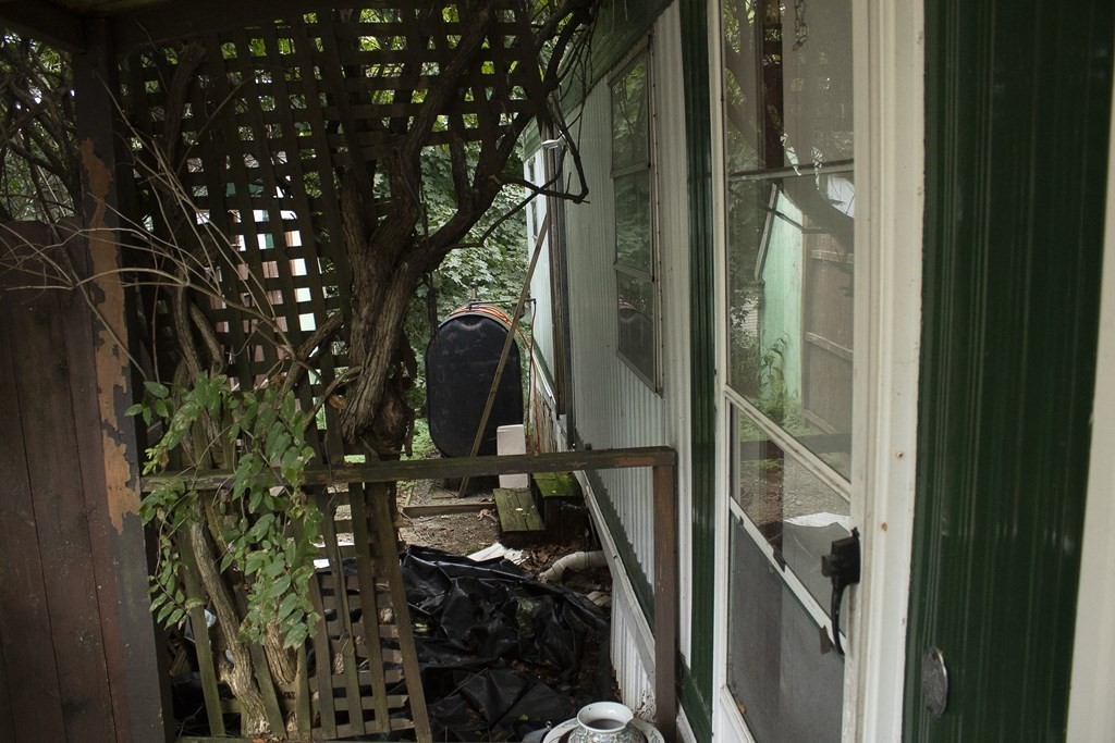 5 Mohawk Road Holbrook, MA 02343 - Photo 5 of 15