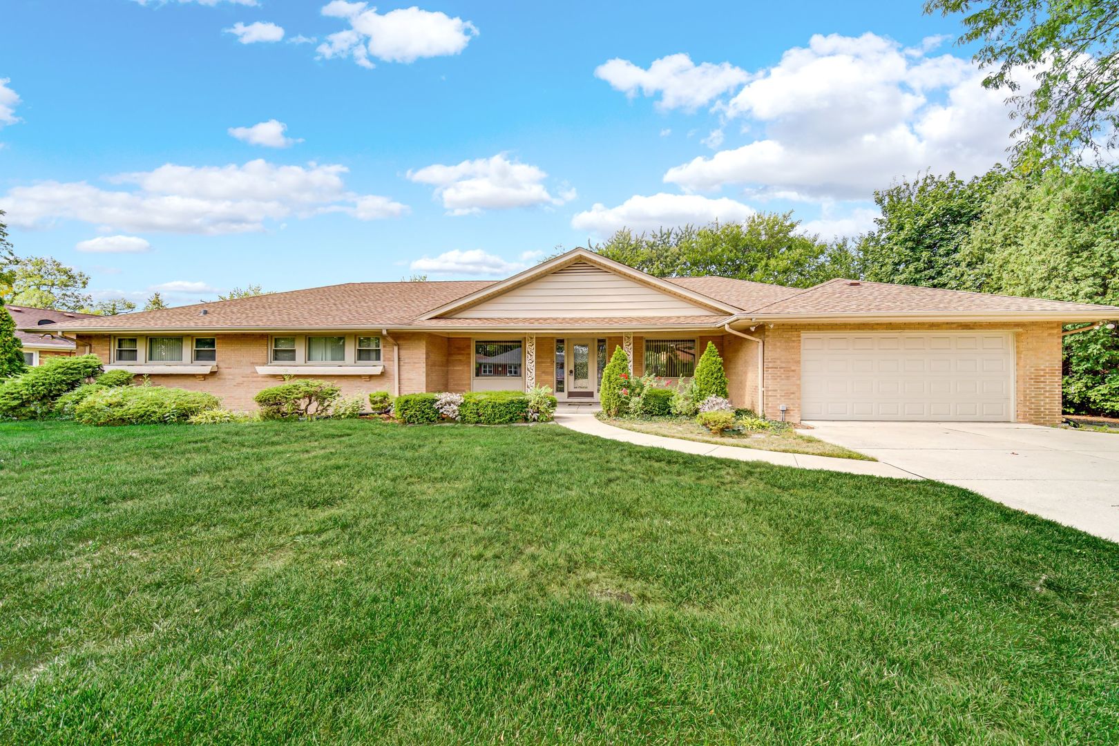 2224 Parkside Drive Park Ridge, IL 60068 - Photo 1 of 26