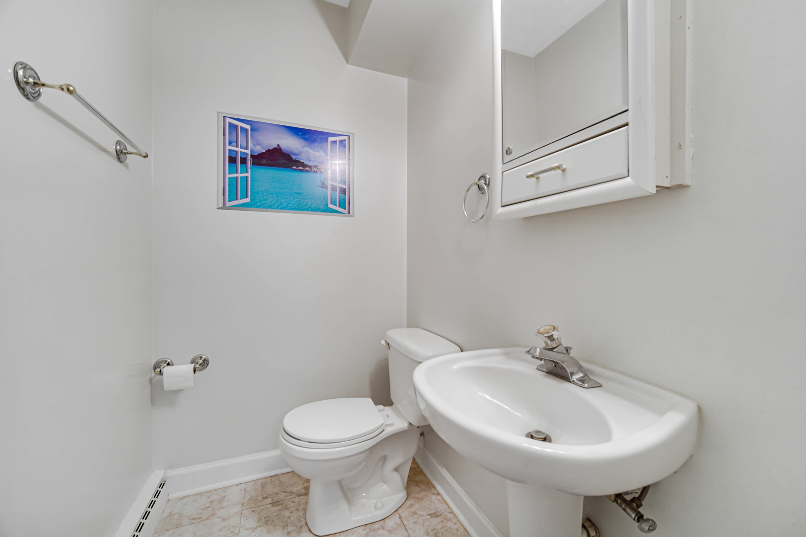2224 Parkside Drive Park Ridge, IL 60068 - Photo 20 of 26 a bathroom with a sink a mirror and a toilet