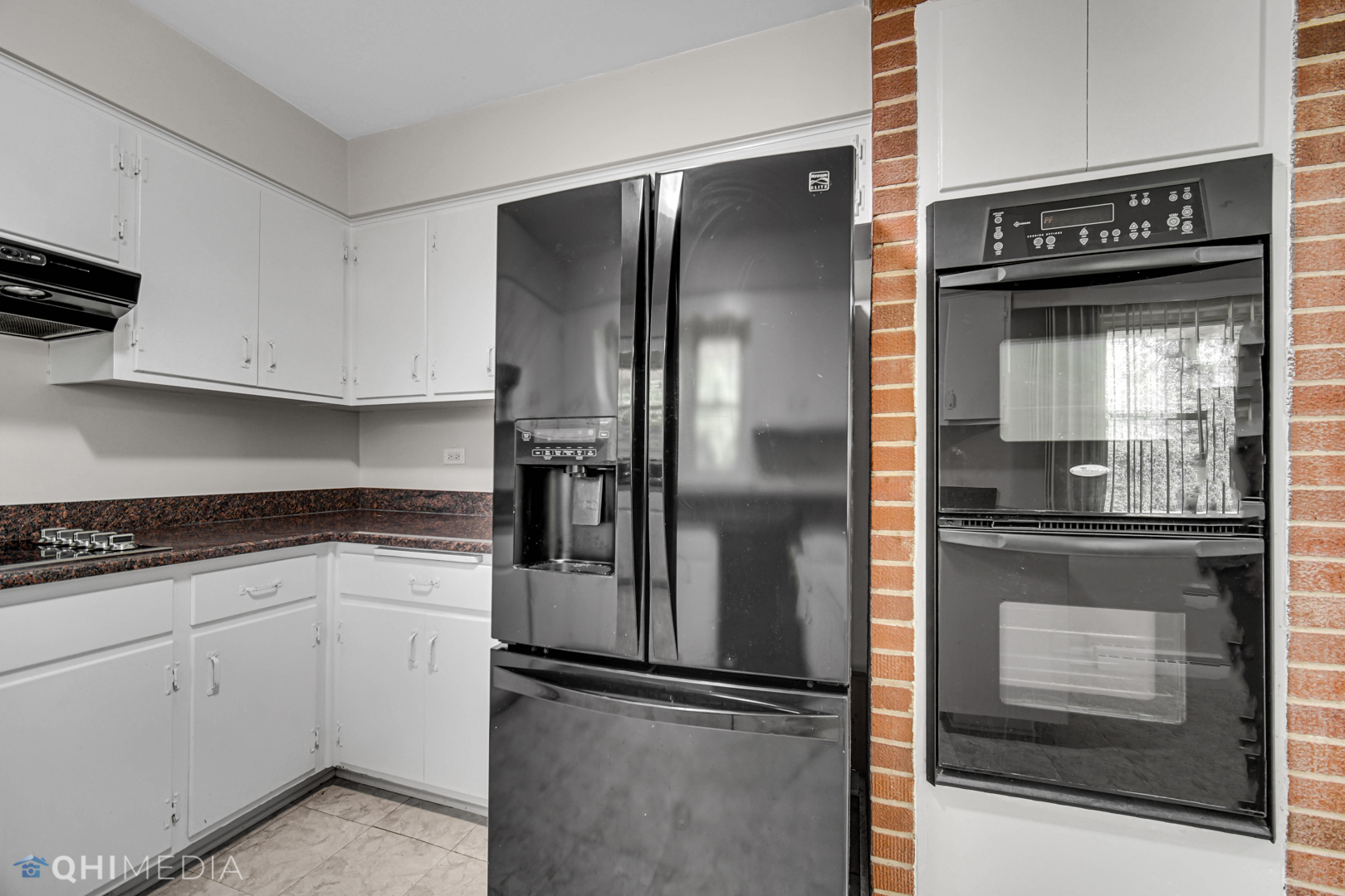 2224 Parkside Drive Park Ridge, IL 60068 - Photo 6 of 26 a kitchen with granite countertop stainless steel appliances and counter space