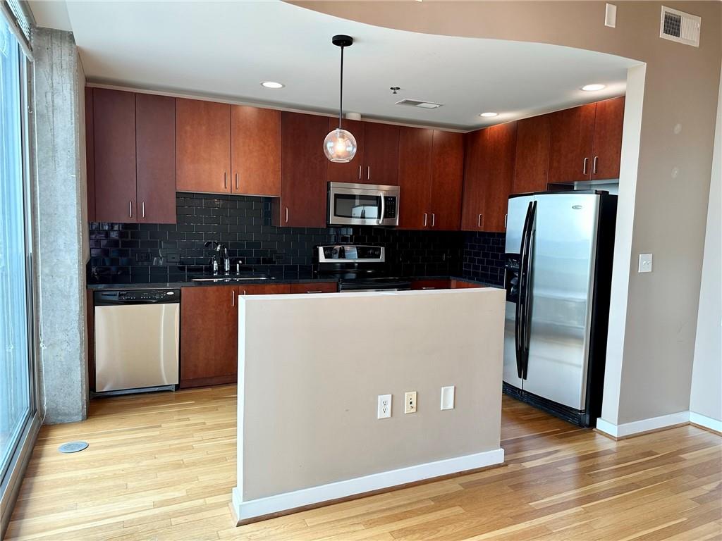 361 17th Street Northwest, Unit 1817 Atlanta, GA 30363 - Photo 9 of 24