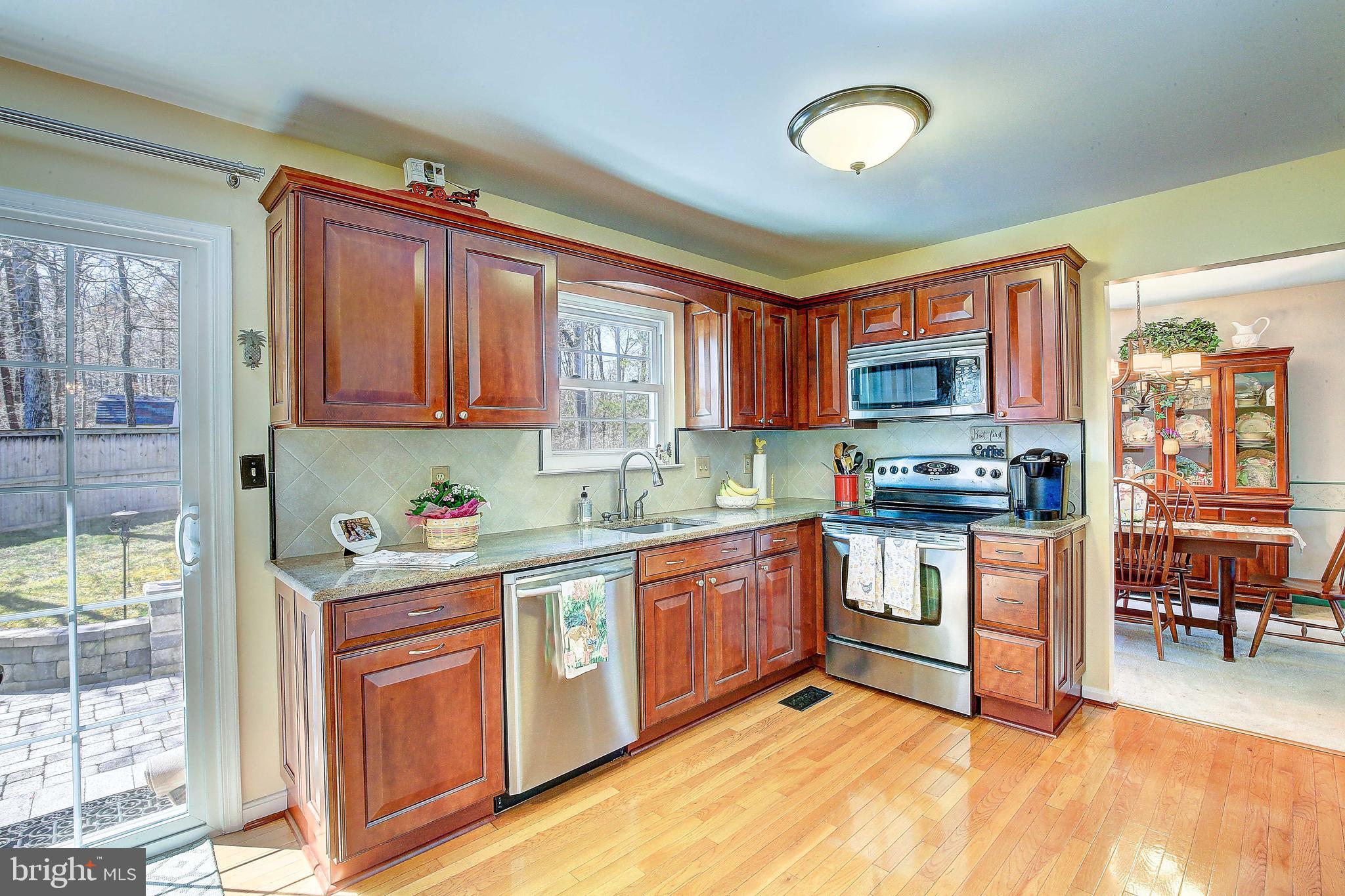 602 Riden Street Odenton, MD 21113 - Photo 9 of 38 Totally remodeled kitchen