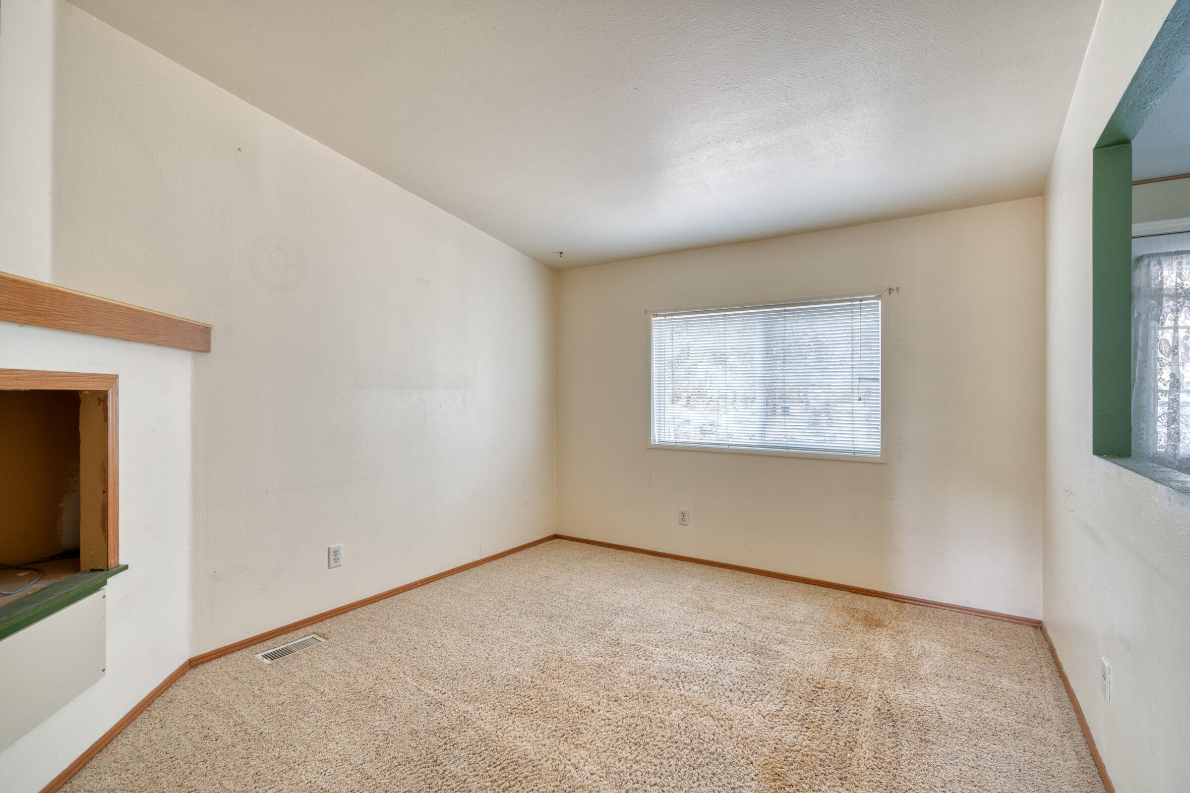 60906 Ridge Drive Bend, OR 97702 - Photo 26 of 53 120_60906 Ridge Dr_Pro Property Photos_B