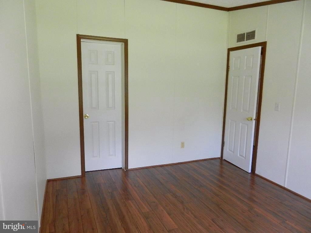 22431 Cross Road Chestertown, MD 21620 - Photo 13 of 24 Second bedroom with walk in closet