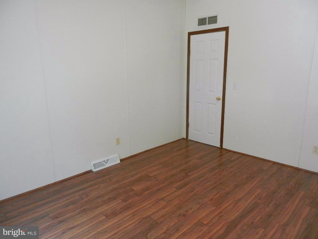 22431 Cross Road Chestertown, MD 21620 - Photo 14 of 24 Third bedroom with walk in closet