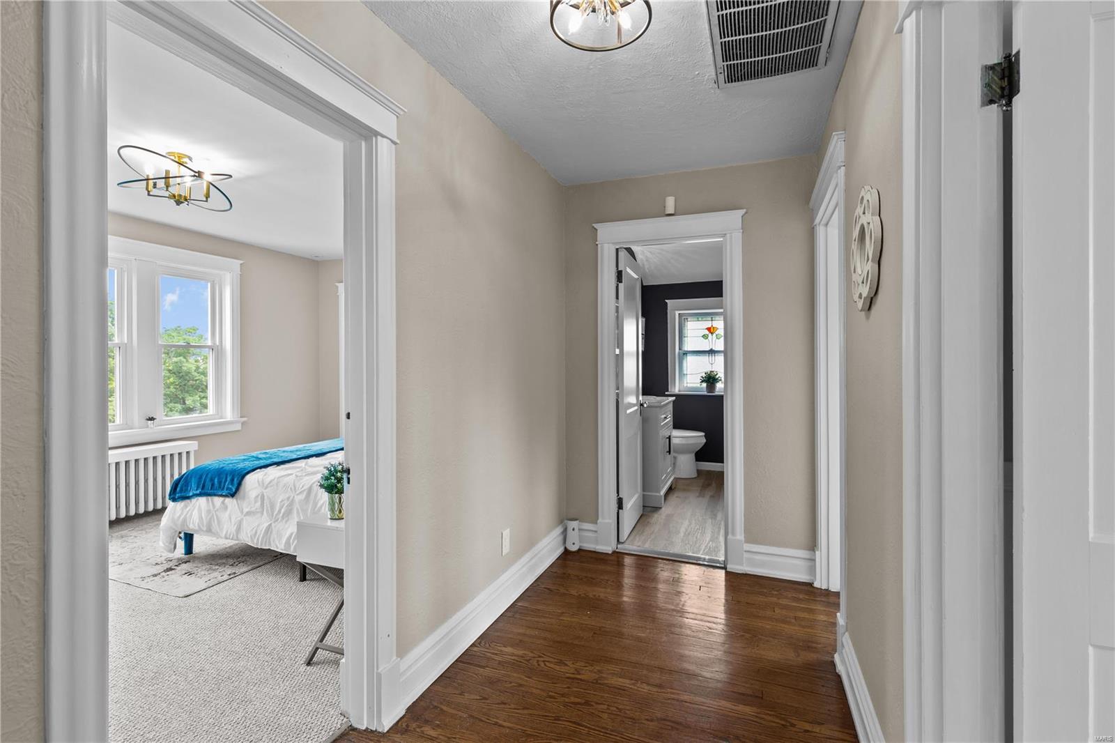 8026 Natural Bridge Road St. Louis, MO 63121 - Photo 16 of 32