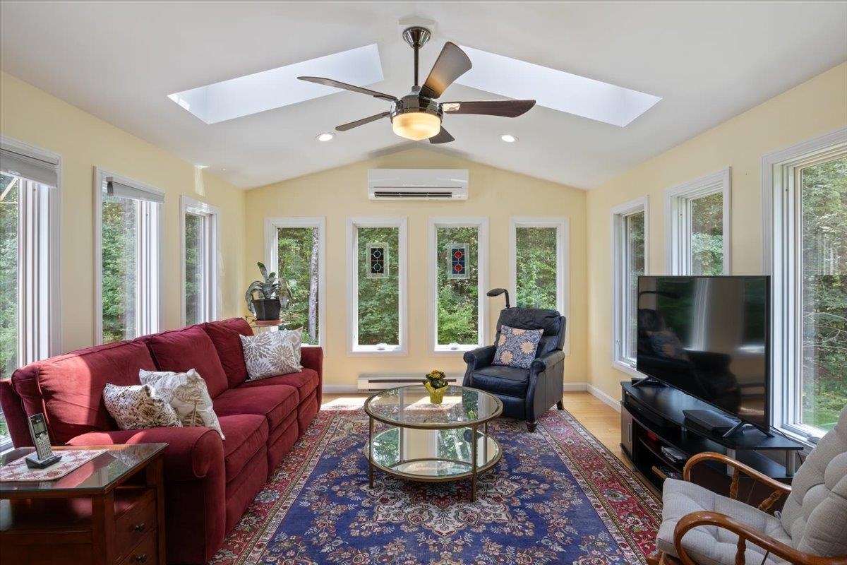 22 Pleasant View Drive Exeter, NH 03833 - Photo 11 of 38 Gallery Image 11