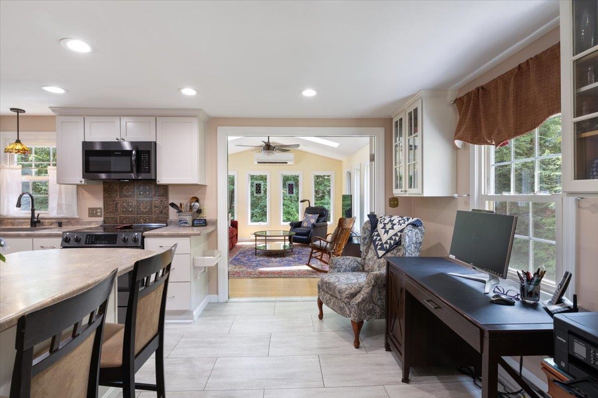 22 Pleasant View Drive Exeter, NH 03833 - Photo 7 of 38 Gallery Image 7