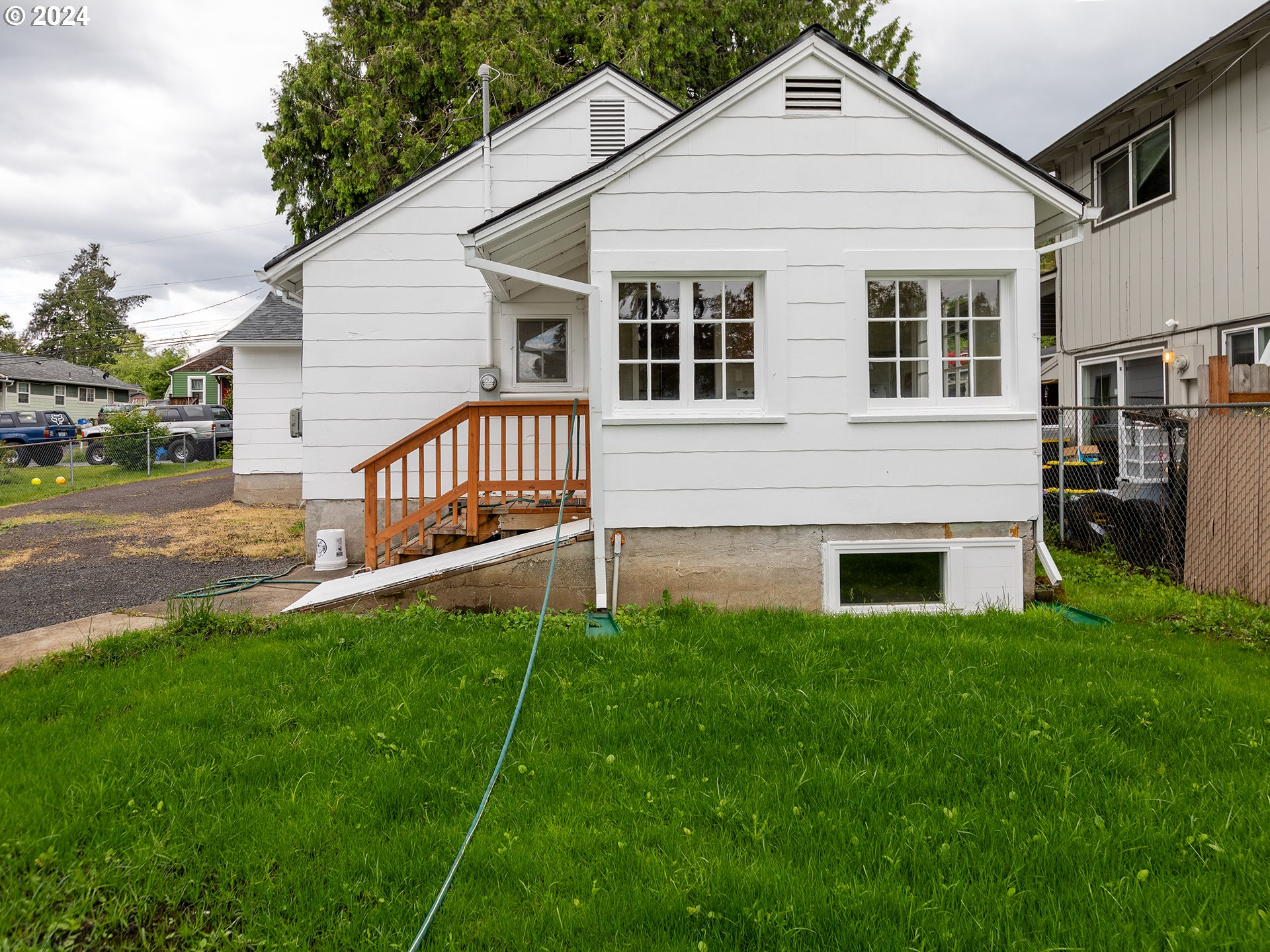 918 Northwest Greeley Street Camas, WA 98607 - Photo 8 of 39 a view of a house with a yard