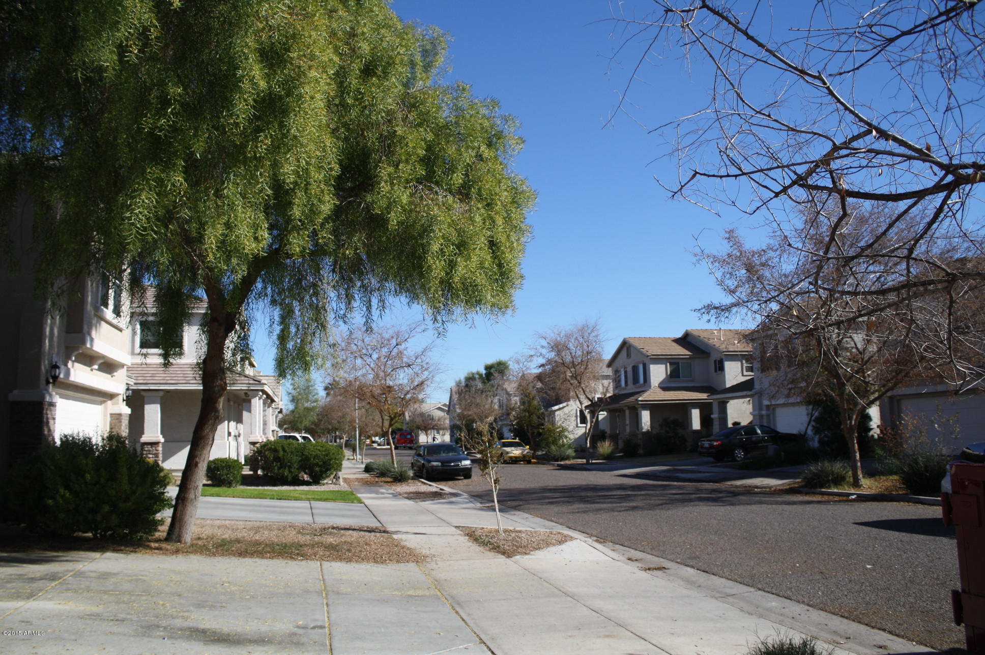 4030 West Carter Road Phoenix, AZ 85041 - Photo 4 of 33 IMG_6658