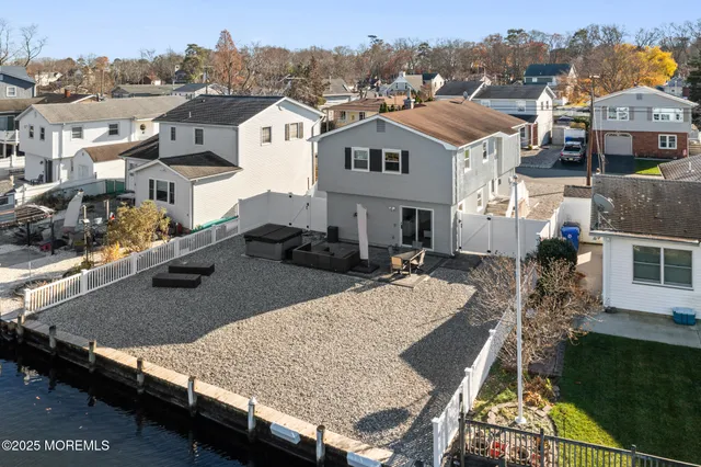 $825,000 | 36 Lenape Trail, Brick, NJ 08724