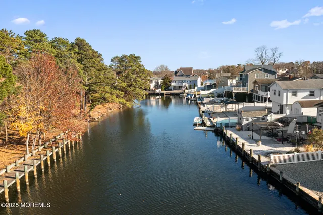 $825,000 | 36 Lenape Trail, Brick, NJ 08724