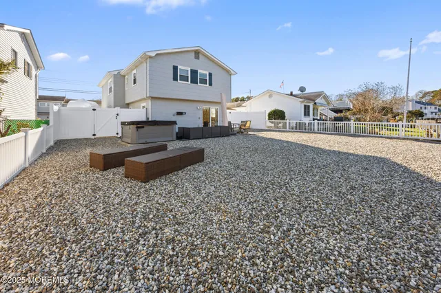 $825,000 | 36 Lenape Trail, Brick, NJ 08724