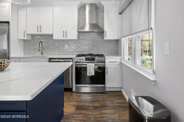 $825,000 | 36 Lenape Trail, Brick, NJ 08724