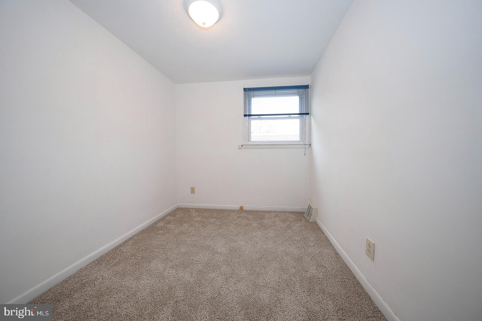 3708 West Country Club Road Philadelphia, PA 19131 - Photo 15 of 23 Bedroom #2