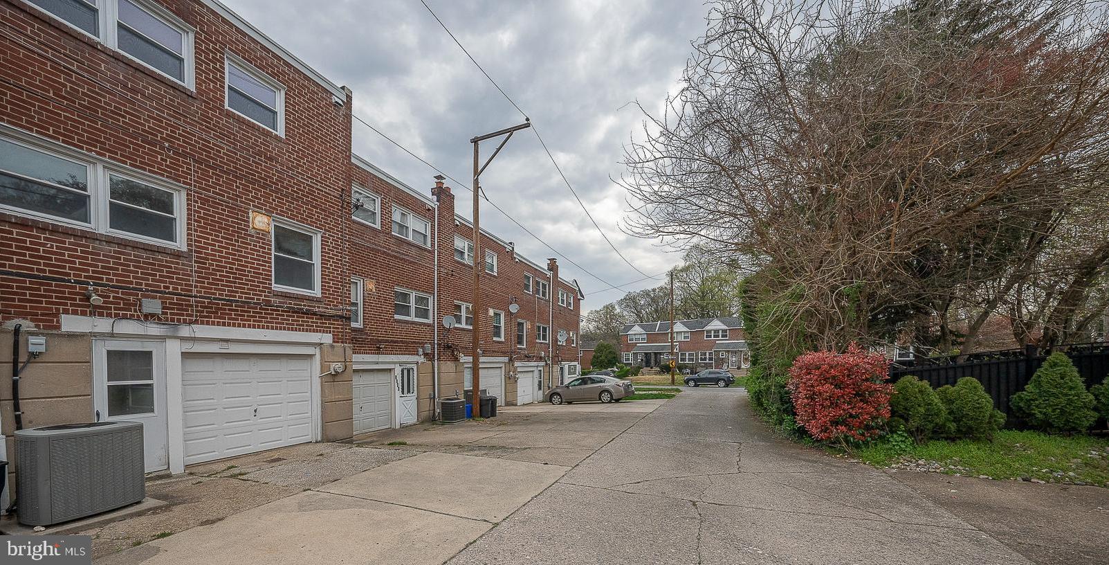 3708 West Country Club Road Philadelphia, PA 19131 - Photo 23 of 23