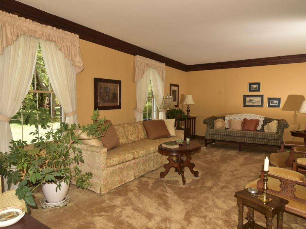 848 Ridgefields Road Kingsport, TN 37660 - Photo 2 of 36 Photo 2