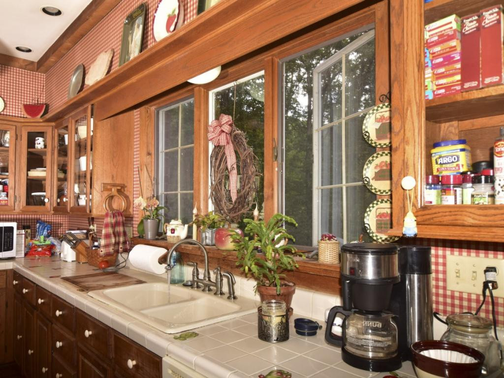 848 Ridgefields Road Kingsport, TN 37660 - Photo 3 of 36 Photo 3