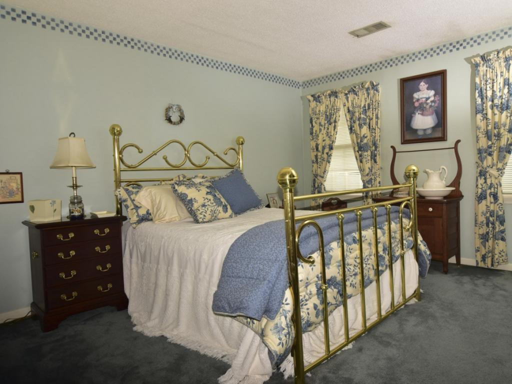 848 Ridgefields Road Kingsport, TN 37660 - Photo 8 of 36 Photo 8