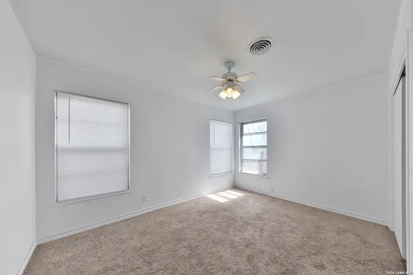 $1,550 | 518 Dresden Drive, San Antonio, TX 78213