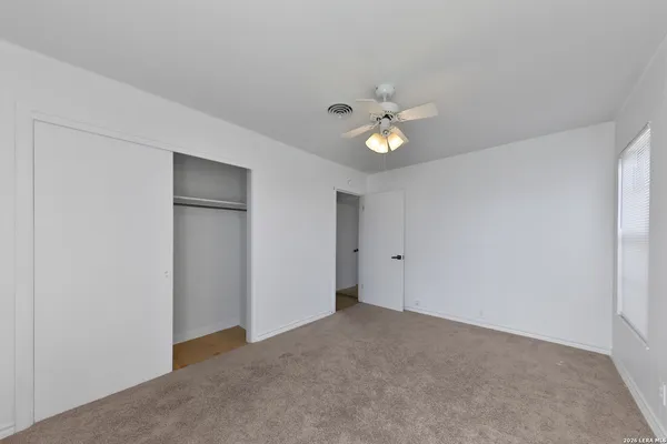 $1,550 | 518 Dresden Drive, San Antonio, TX 78213