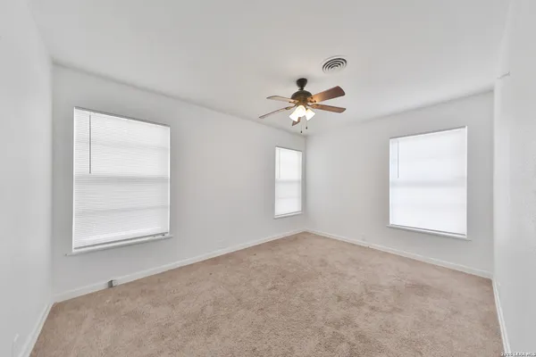 $1,550 | 518 Dresden Drive, San Antonio, TX 78213