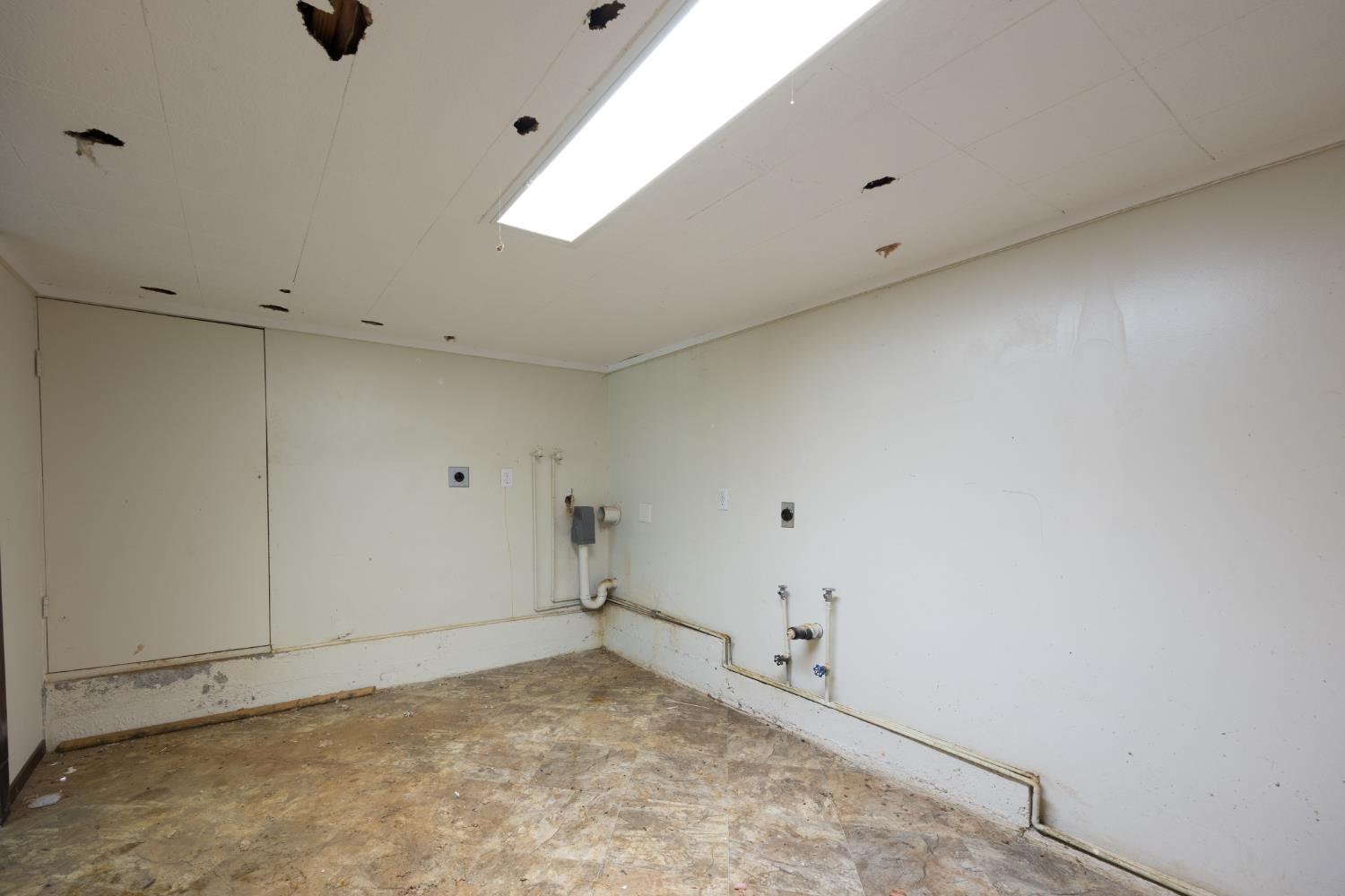 2070 King Of The Mountain Road Pollock Pines, CA 95726 - Photo 35 of 53 a view of an empty room