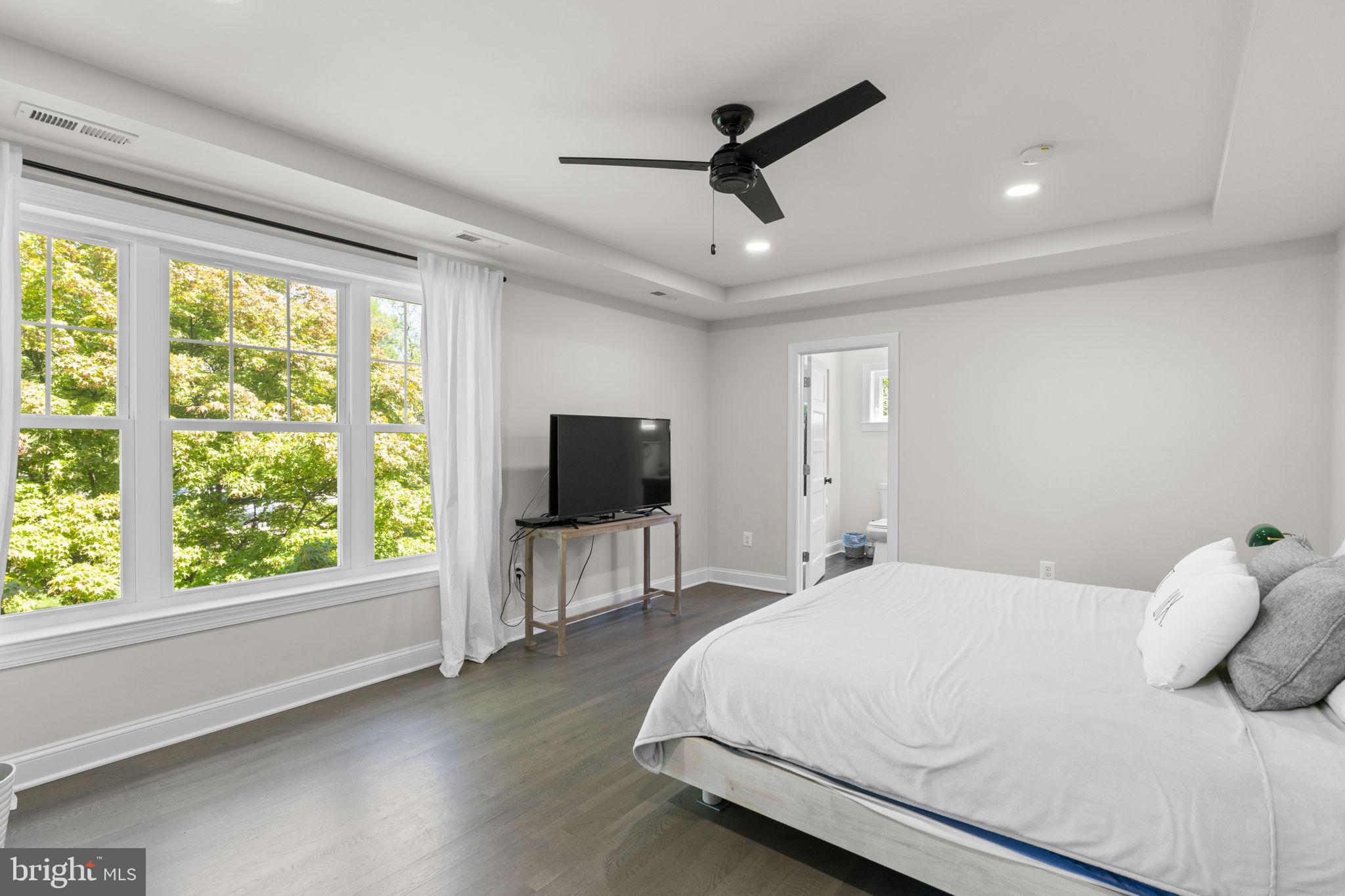 1022 Overbrook Road Baltimore, MD 21239 - Photo 21 of 39 Bright and airy modern retreat.