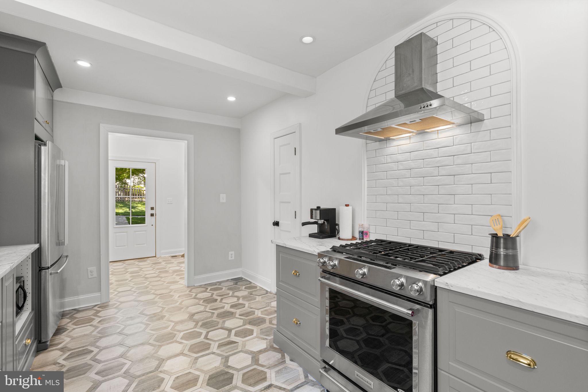 1022 Overbrook Road Baltimore, MD 21239 - Photo 10 of 39 Modern kitchen with stylish finishes.