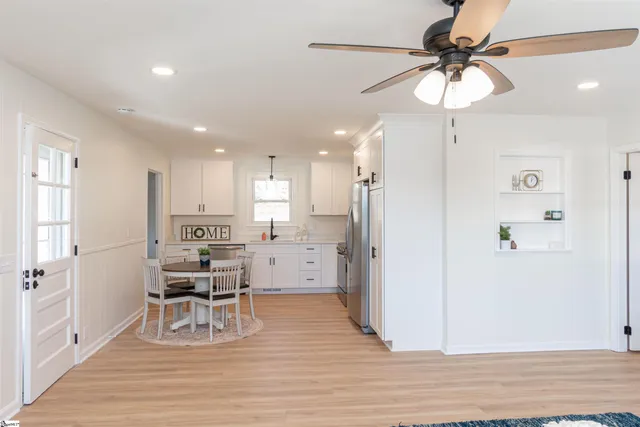 $319,900 | 115 Bentwood Drive, Piedmont, SC 29673