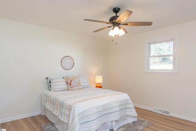 $319,900 | 115 Bentwood Drive, Piedmont, SC 29673