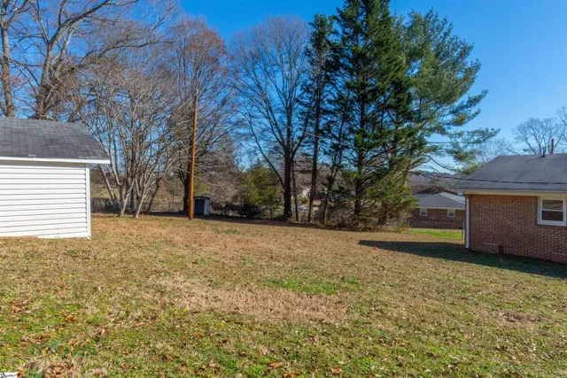 $319,900 | 115 Bentwood Drive, Piedmont, SC 29673