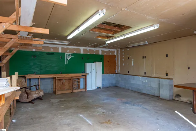 $319,900 | 115 Bentwood Drive, Piedmont, SC 29673