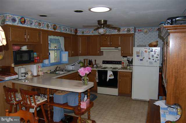 1027 Valley Road Enola, PA 17025 - Photo 4 of 12 Gallery Image 4