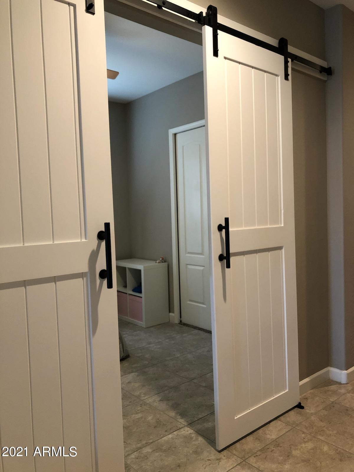 1255 North Arizona Avenue, Unit 1215 Chandler, AZ 85225 - Photo 8 of 12 Bedroom 3 Entry