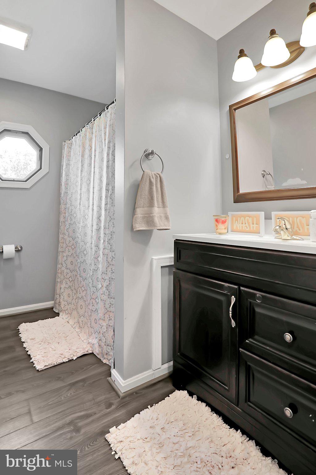 35 Pheasant Ridge Road Hanover, PA 17331 - Photo 17 of 52 Gorgeous updated bathroom.
