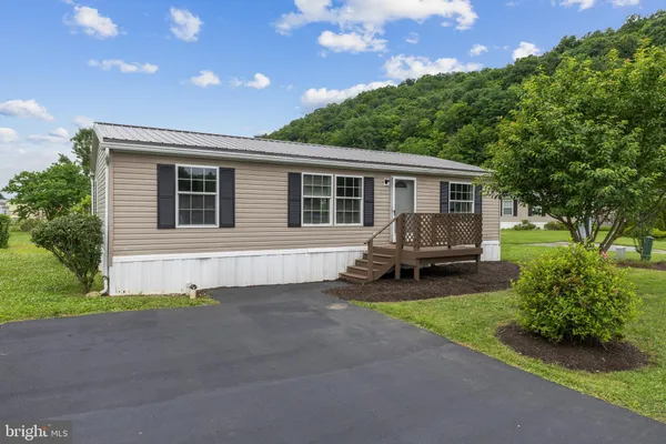 $192,500 | 117 Cherokee Court, Julian, PA 16844