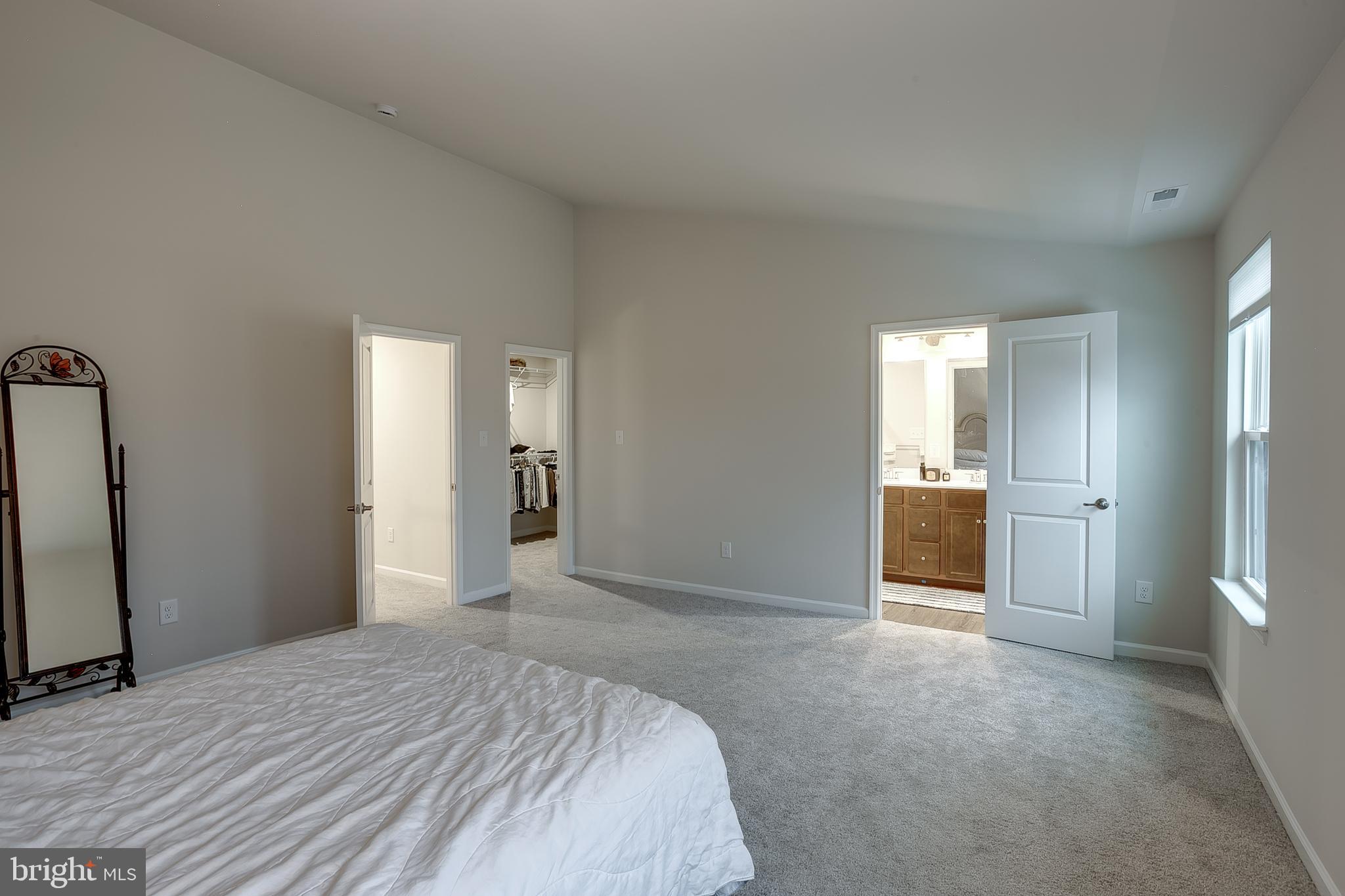 90 Rosemary Way Mount Laurel, NJ 08054 - Photo 15 of 28 Primary Bedroom