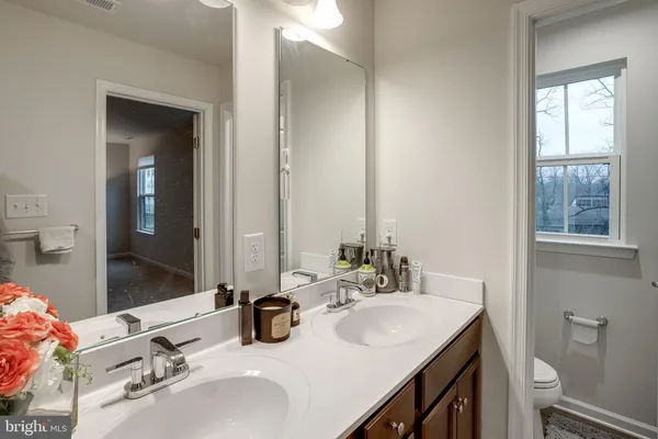 $599,999 | 90 Rosemary Way, Mount Laurel, NJ 08054