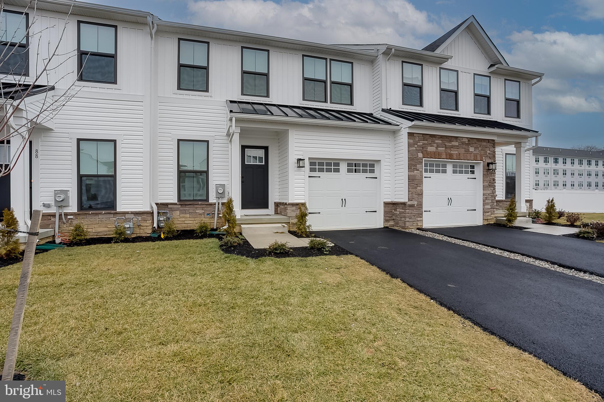 90 Rosemary Way Mount Laurel, NJ 08054 - Photo 2 of 28 Exterior Side