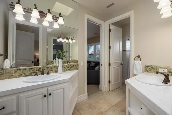 $4,175,000 | 2953 Corte La Bella, Encinitas, CA 92024