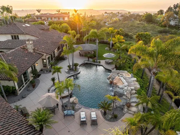 $4,175,000 | 2953 Corte La Bella, Encinitas, CA 92024