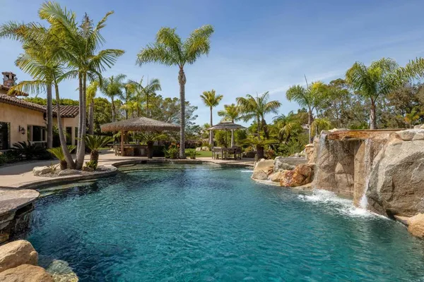 $4,175,000 | 2953 Corte La Bella, Encinitas, CA 92024