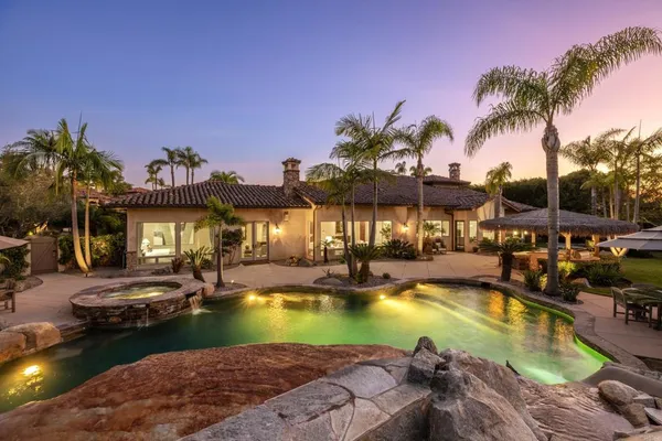 $4,175,000 | 2953 Corte La Bella, Encinitas, CA 92024