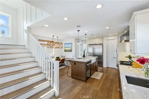 $3,495,000 | 557 3rd Street, Hermosa Beach, CA 90254