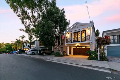 $3,495,000 | 557 3rd Street, Hermosa Beach, CA 90254
