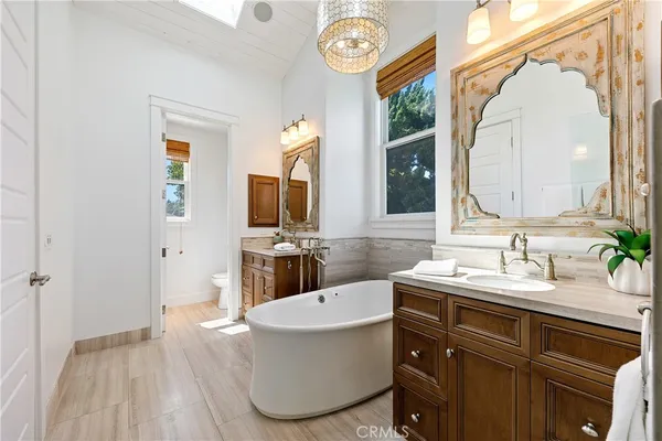 $3,495,000 | 557 3rd Street, Hermosa Beach, CA 90254
