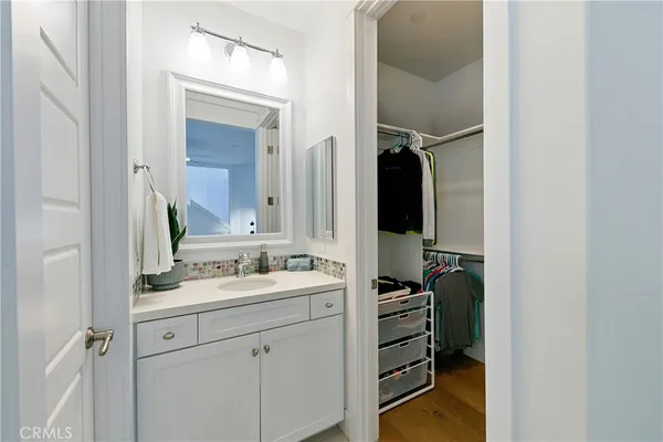 $3,495,000 | 557 3rd Street, Hermosa Beach, CA 90254