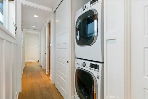 $3,495,000 | 557 3rd Street, Hermosa Beach, CA 90254